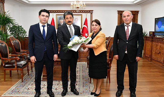 Çevre Haftası'nda Kırşehir Valisine Ziyaret