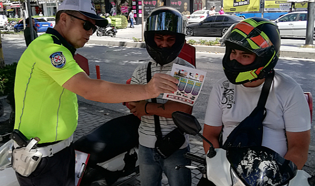 Kırşehir Emniyeti İlde Moto Kuryelik Yapanları Bilgilendirdi.