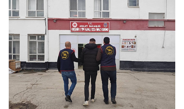 Aranan Şahıs Mucurda Yakalandı